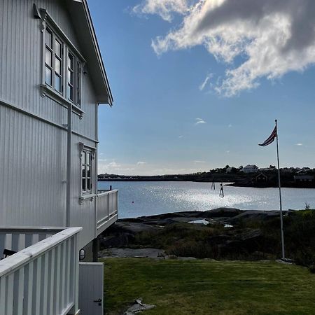 Nordlandshus Ved Havet Pa Reine, Lofoten Buitenkant foto