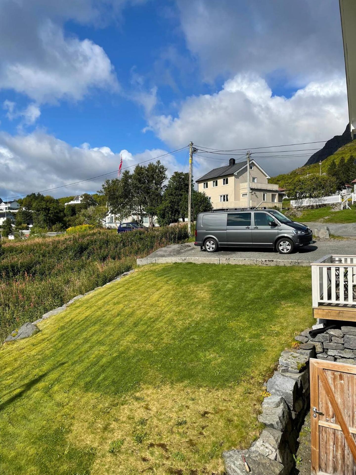 Nordlandshus Ved Havet Pa Reine, Lofoten Buitenkant foto